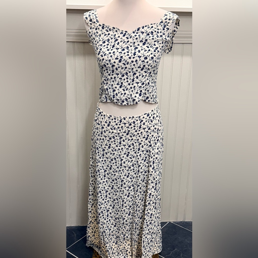 REFORMATION 2 PC Set Blue & Cream Floral Skirt and Top Size 6/8